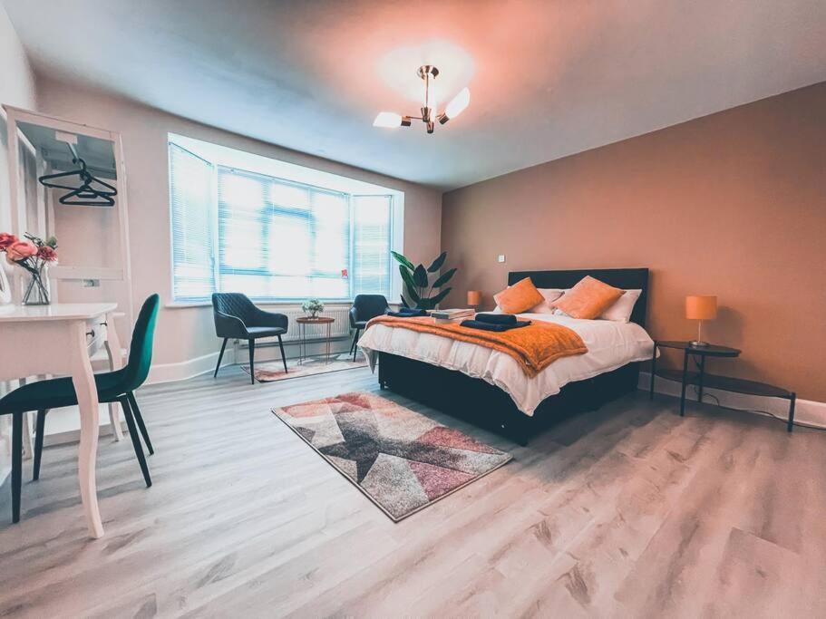 Апартаменты Modern 3 Ground Floor Parking And Garden Борнмут Экстерьер фото